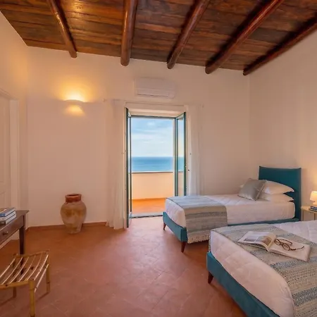 Appartamento Belvedere Amodeo - Terrace, Seaview, Wifi